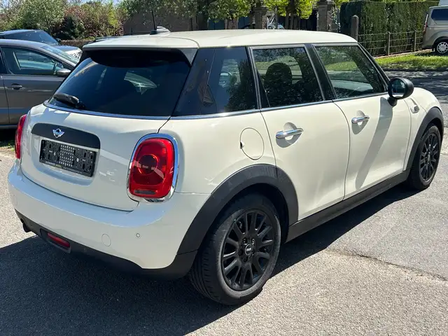Mini One view 3