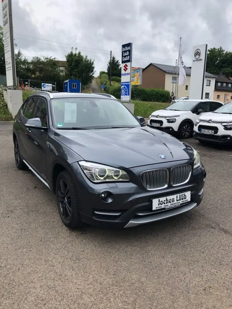 BMW X1 Baureihe X1 18 d xDrive Grau - 1