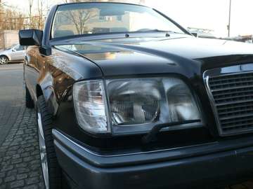 E320 Cabriolet schwarz Wurzelholz Leder