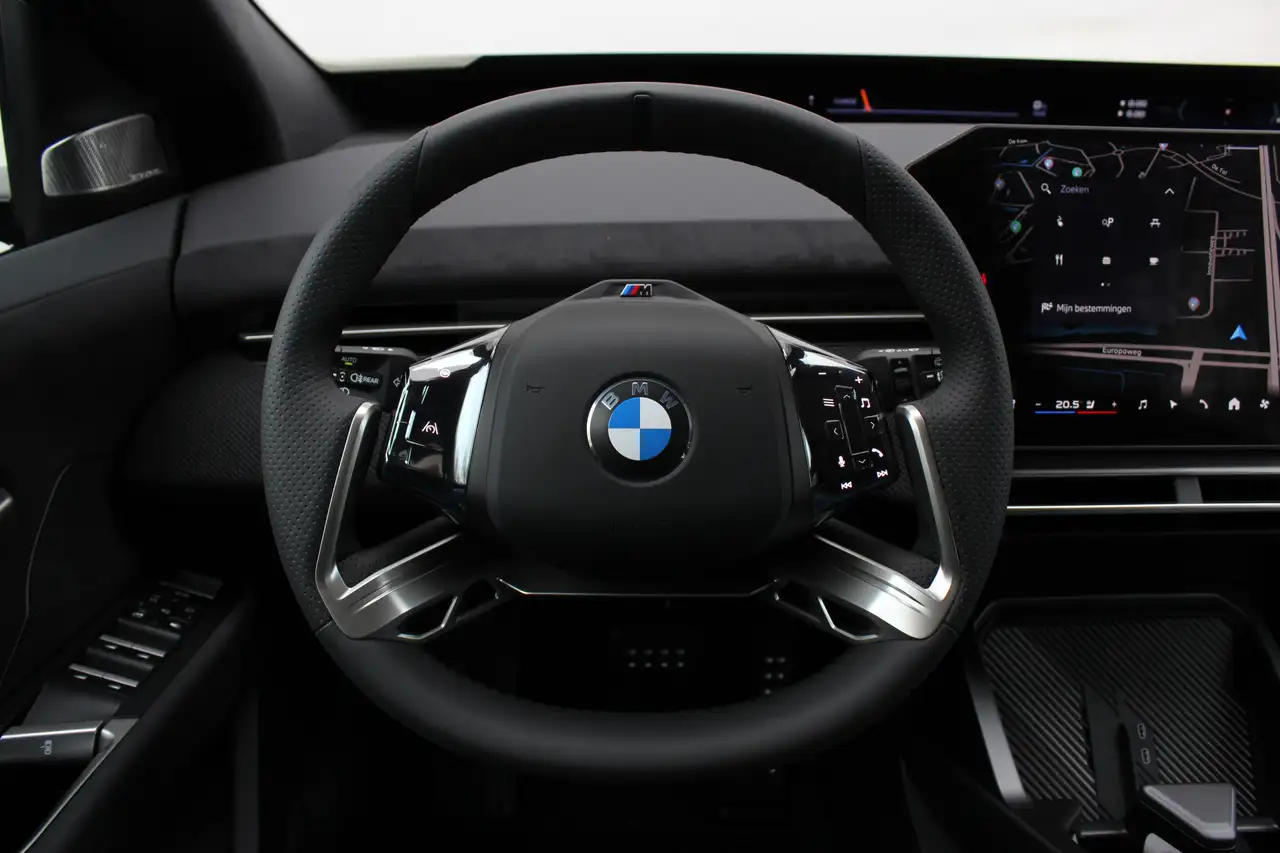 BMW iX3 2026