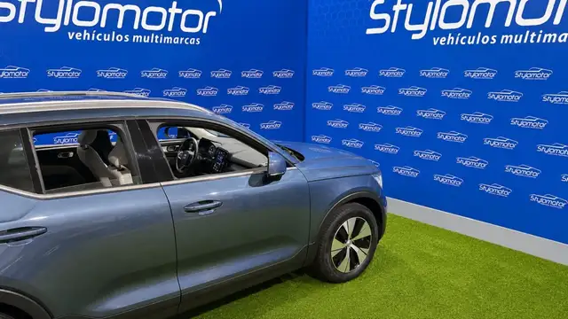 Volvo XC40 view 29