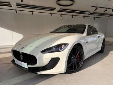 MC Stradale 4.7 V8 460