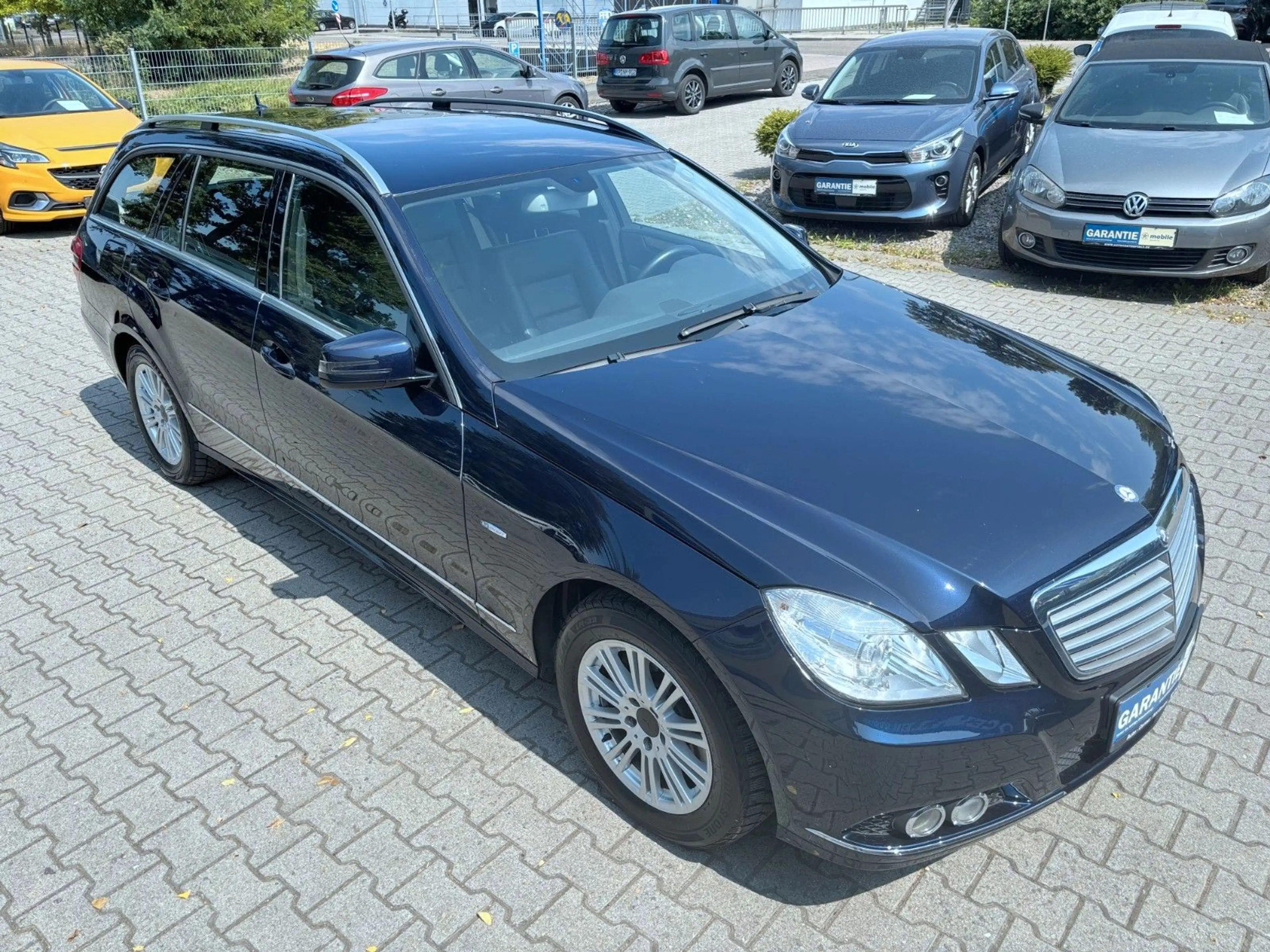 Mercedes-Benz E 350 CGI T ELEGANCE*AUTOMATIK*1-HAND*7-SITZER* — photo 7