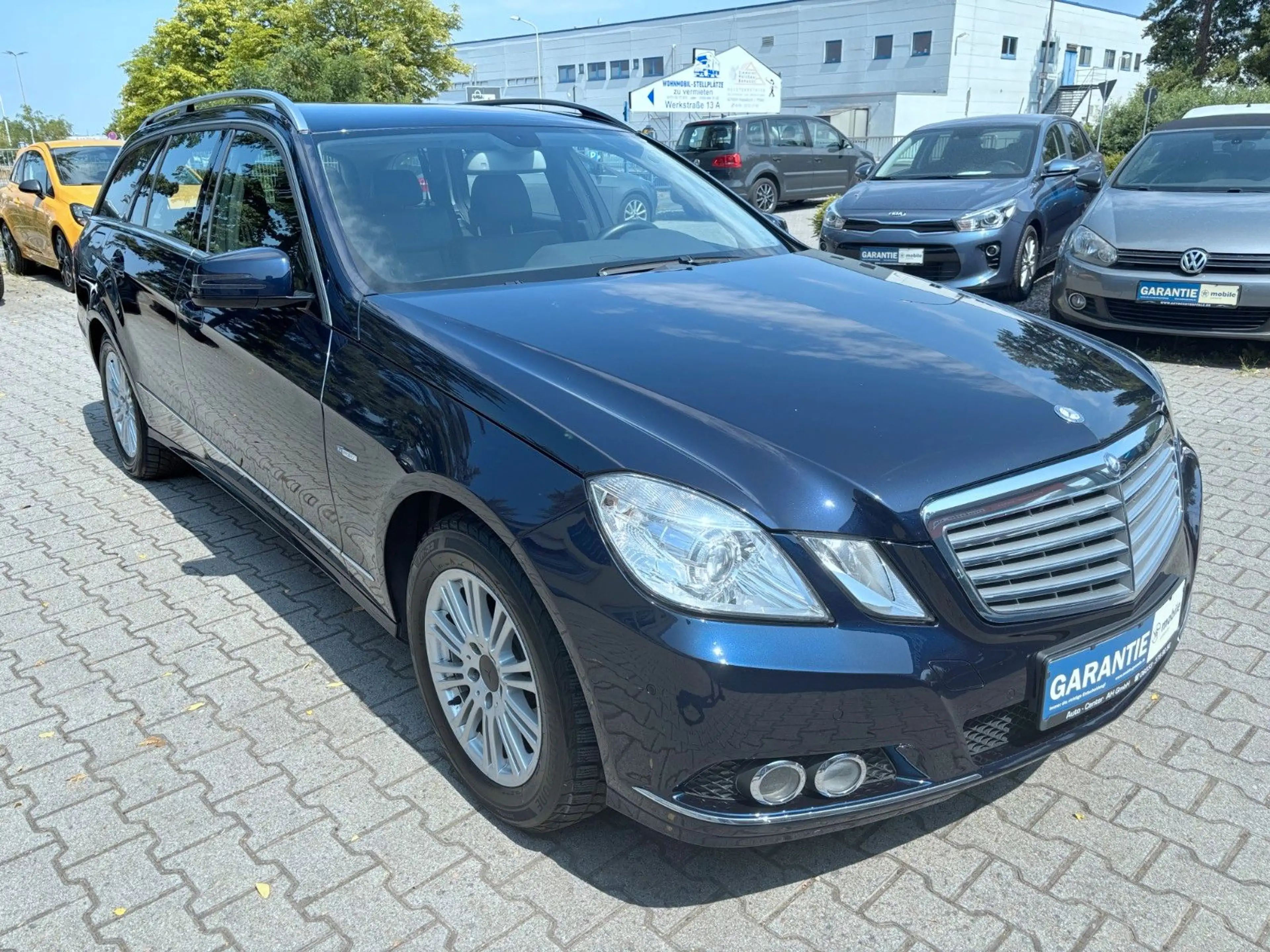 Mercedes-Benz E 350 CGI T ELEGANCE*AUTOMATIK*1-HAND*7-SITZER* — photo 9