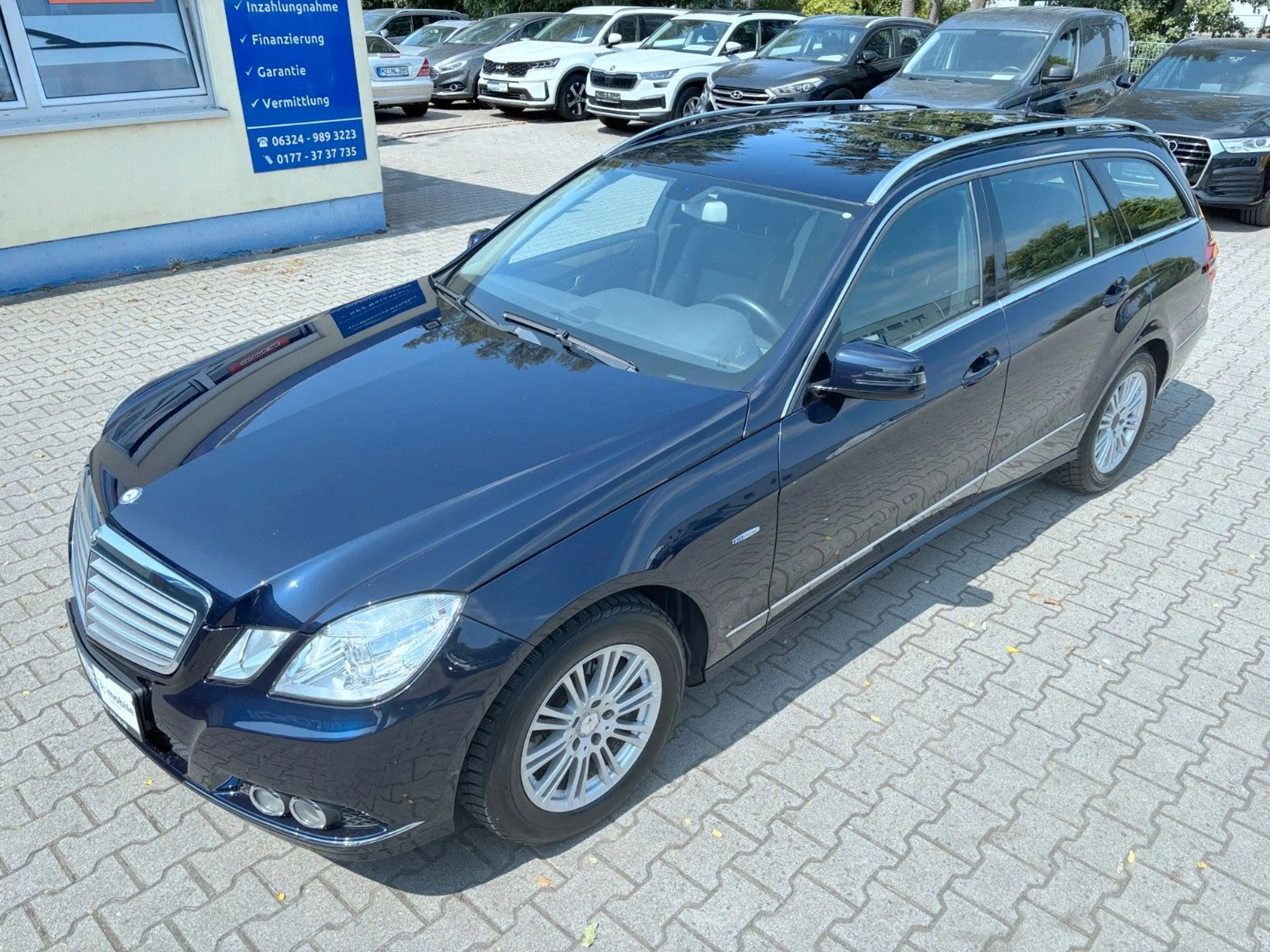Mercedes-Benz E 350 CGI T ELEGANCE*AUTOMATIK*1-HAND*7-SITZER* — photo 5