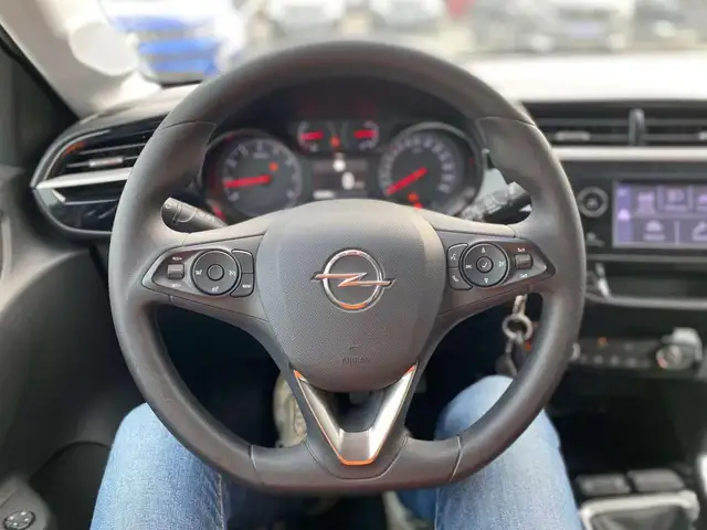 Opel Corsa view 8