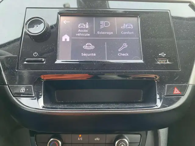 Opel Corsa view 12