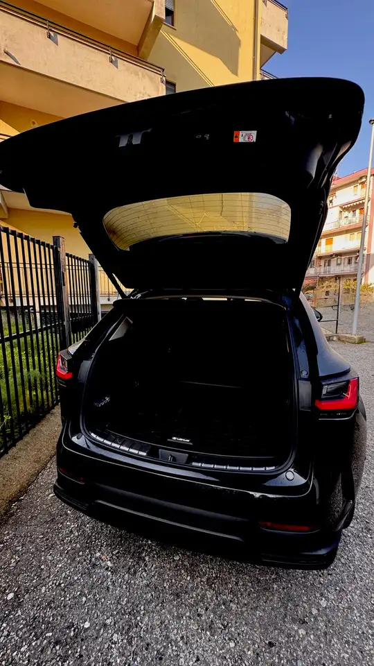 Lexus NX 2026