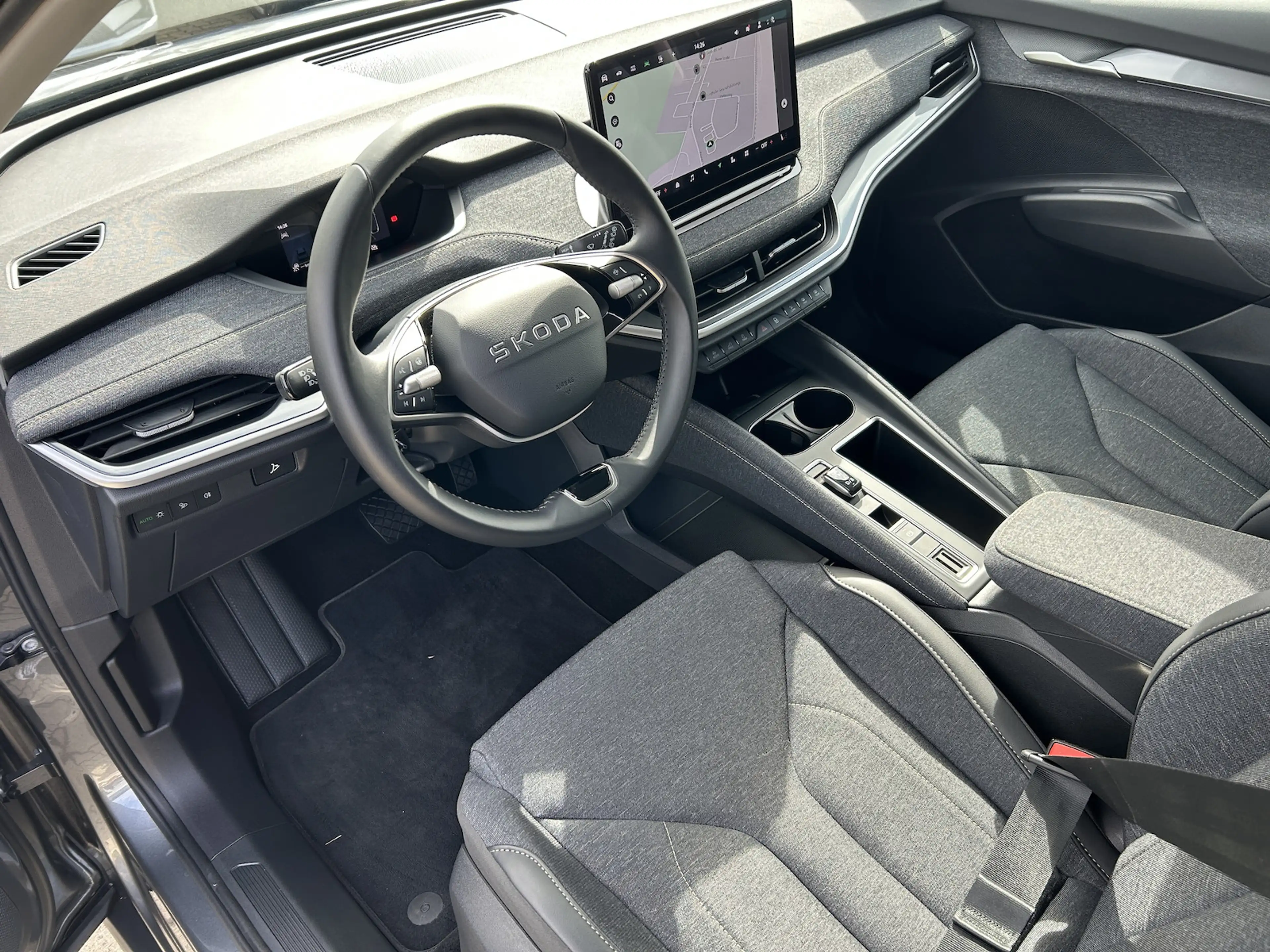 Skoda Elroq 85 Loft 210KW*AHK*NAVI*LED*SH*WÄRMEPUMPE* — photo 10