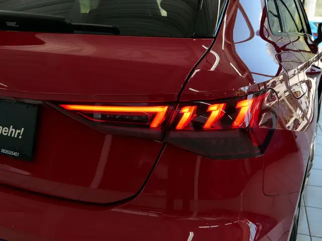 Audi RS3 *KERAMIK*LED*B&O* Ansicht 12