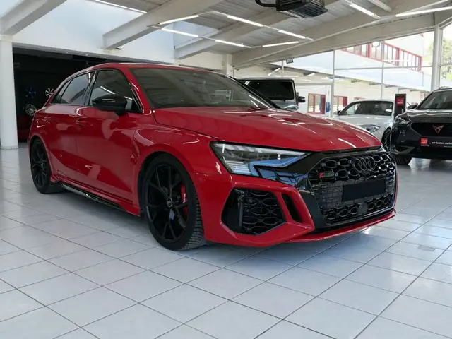 Audi RS3 *KERAMIK*LED*B&O* Ansicht 1