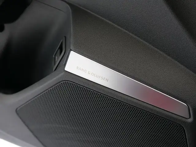 Audi RS3 *KERAMIK*LED*B&O* Ansicht 19
