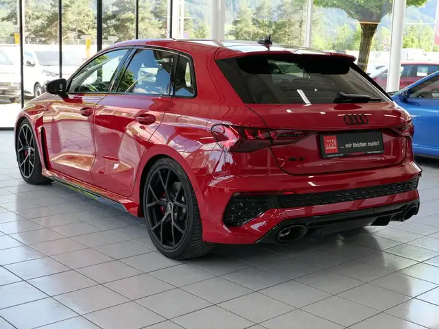 Audi RS3 *KERAMIK*LED*B&O* Ansicht 5