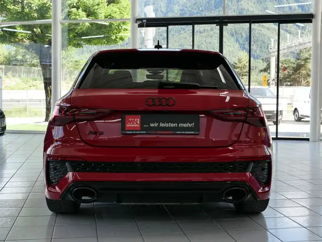 Audi RS3 *KERAMIK*LED*B&O* Ansicht 6