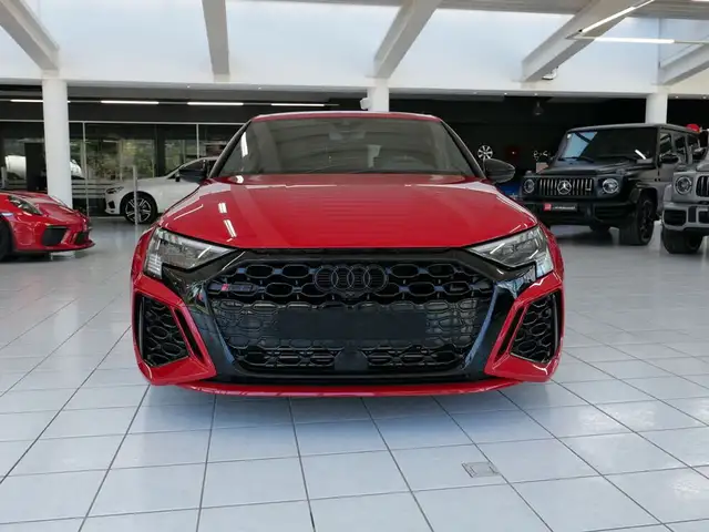 Audi RS3 *KERAMIK*LED*B&O* Ansicht 2
