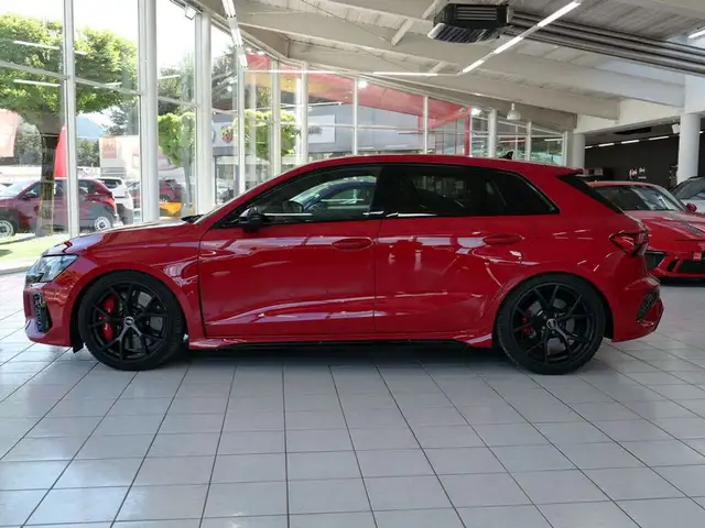 Audi RS3 *KERAMIK*LED*B&O* Ansicht 4