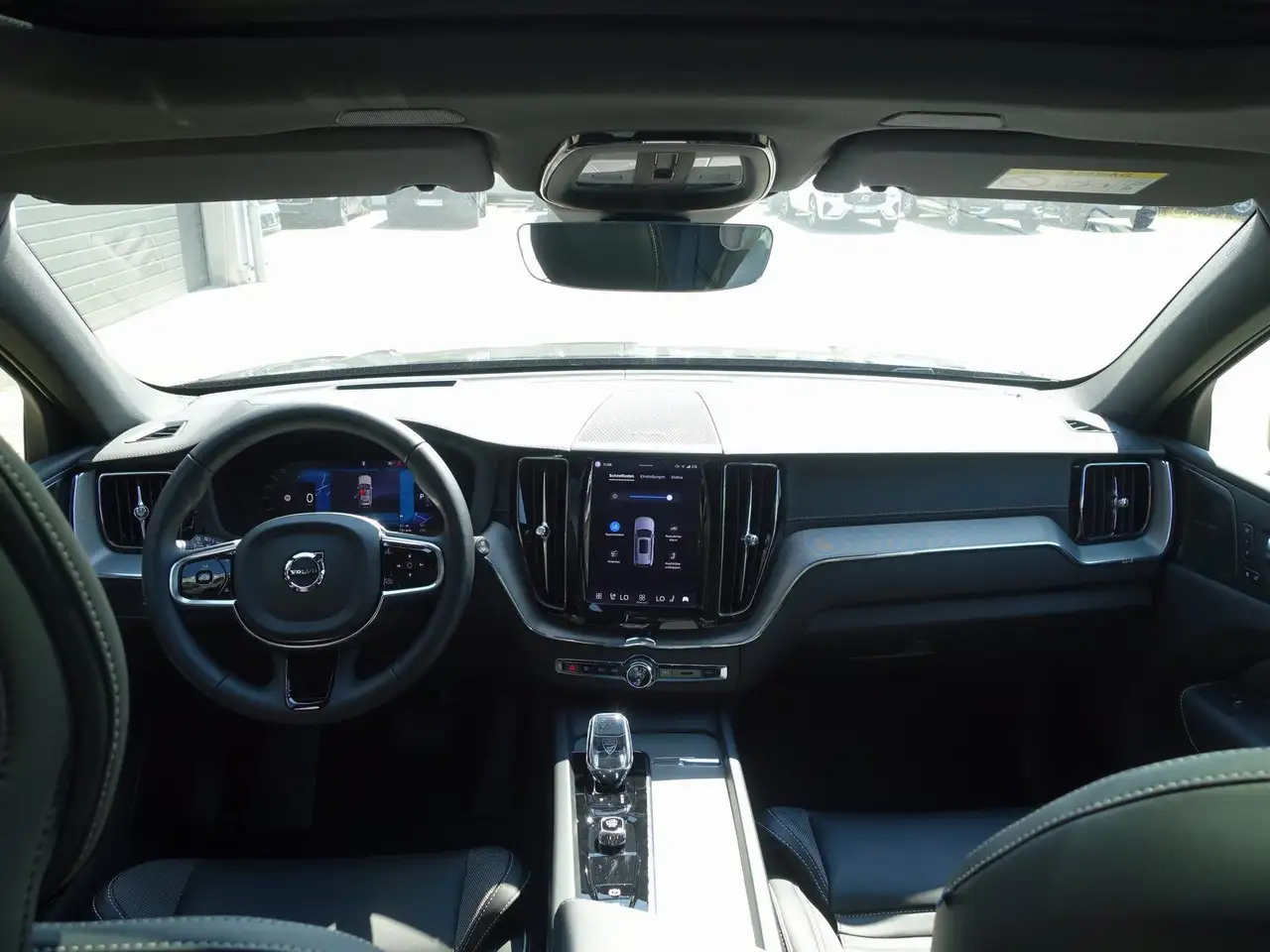 Volvo XC60 2025 — фото 20