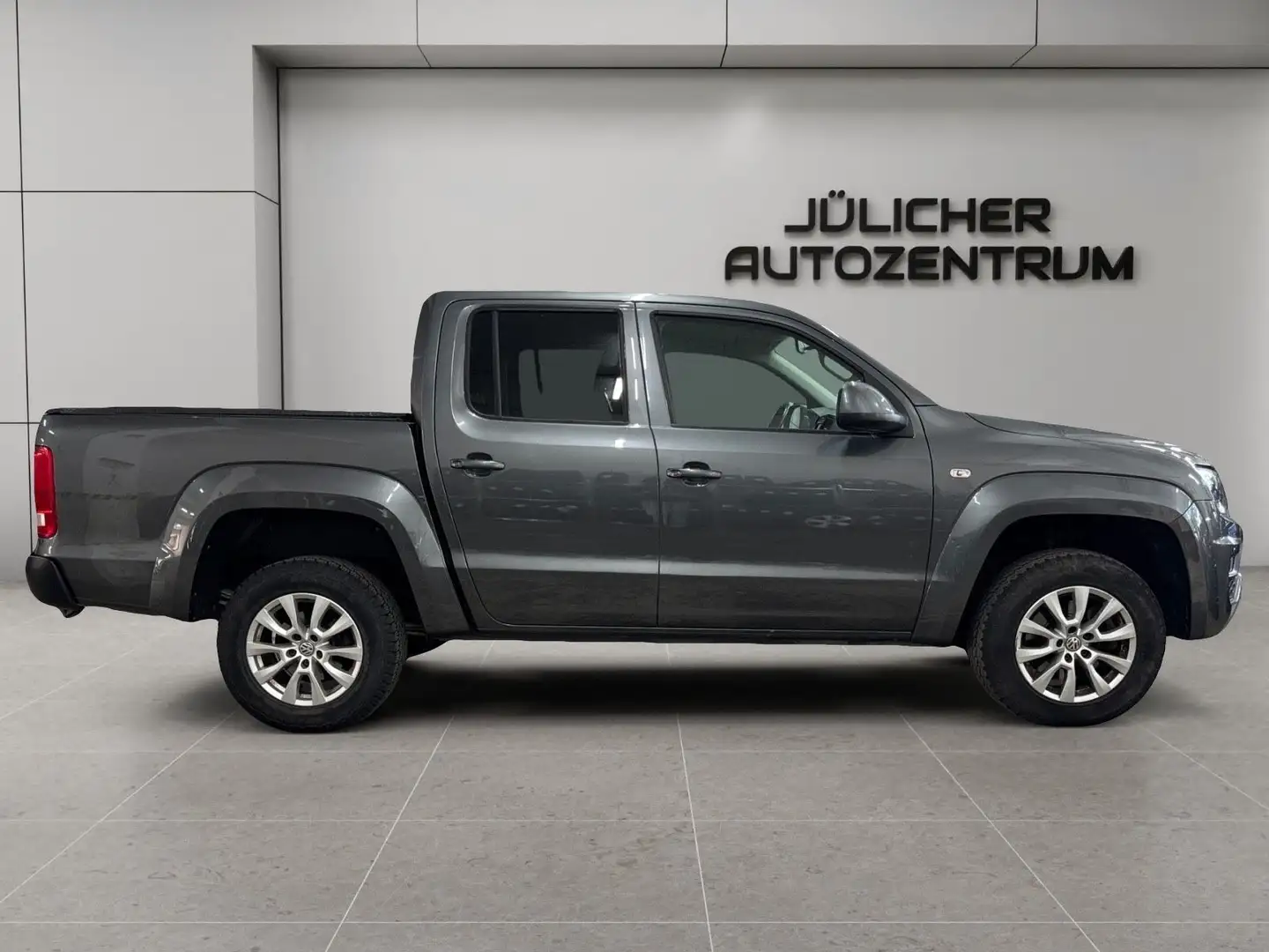Volkswagen Amarok Comfortline DoubleCab 4Motion Automatik Grau - 2