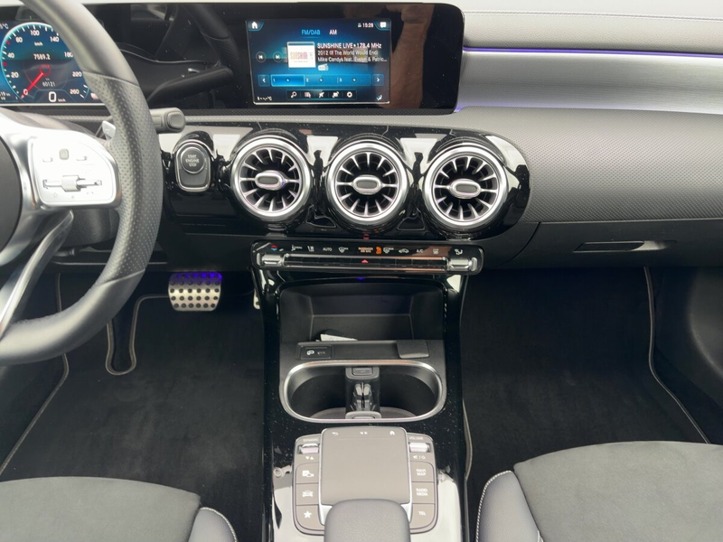 Mercedes-Benz A 250 A 250 e AMG/EDITION2020/LED/Parktronic/Night/ 19 — photo 10