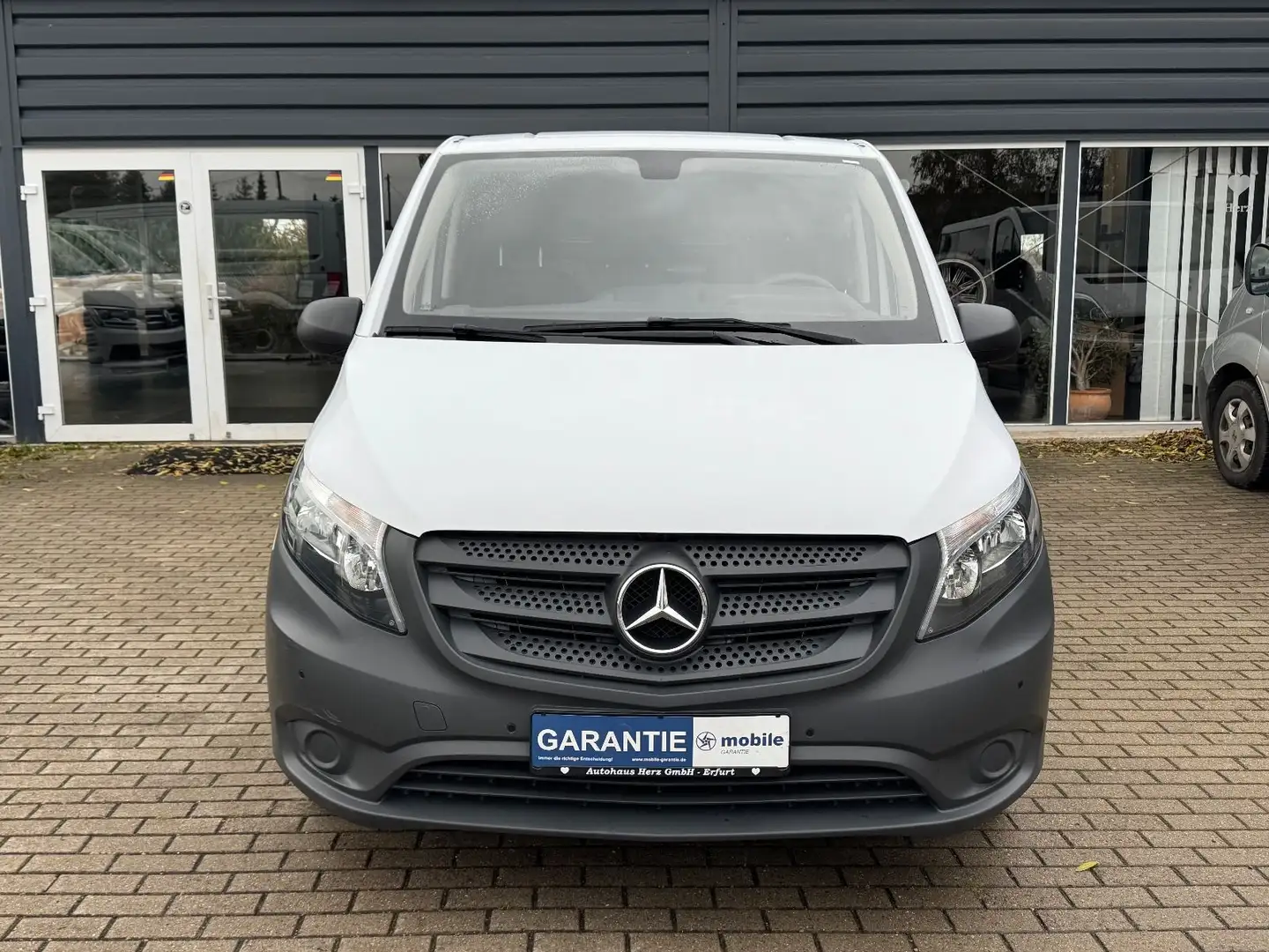 Mercedes-Benz Vito Kasten*Garantie*MwSt*AHK*1.Hand*FWD*lang Blanc - 2