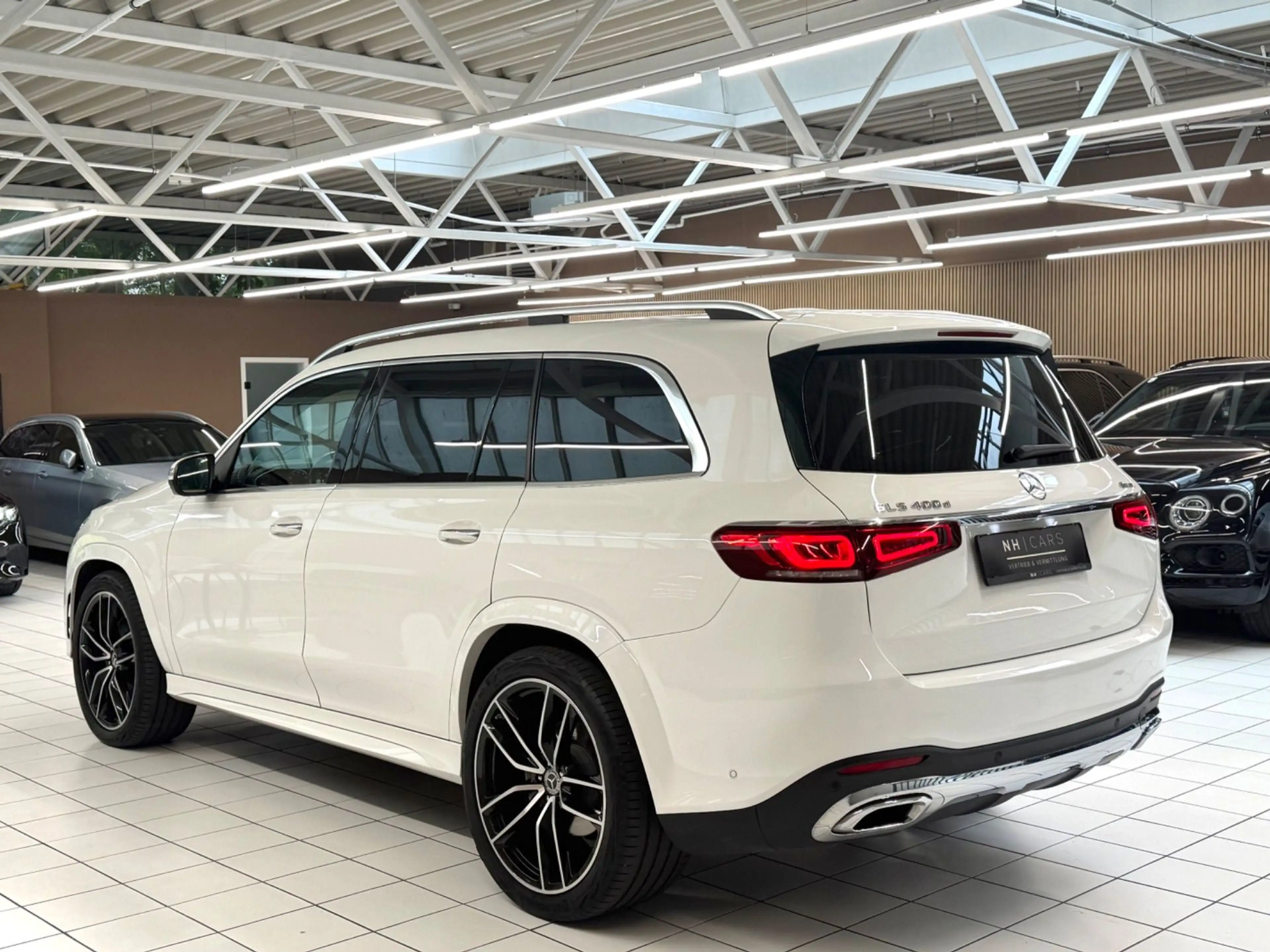 Mercedes-Benz GLS 400 d AMG Line 4Matic/ Burmester High End/23 zoll — photo 6