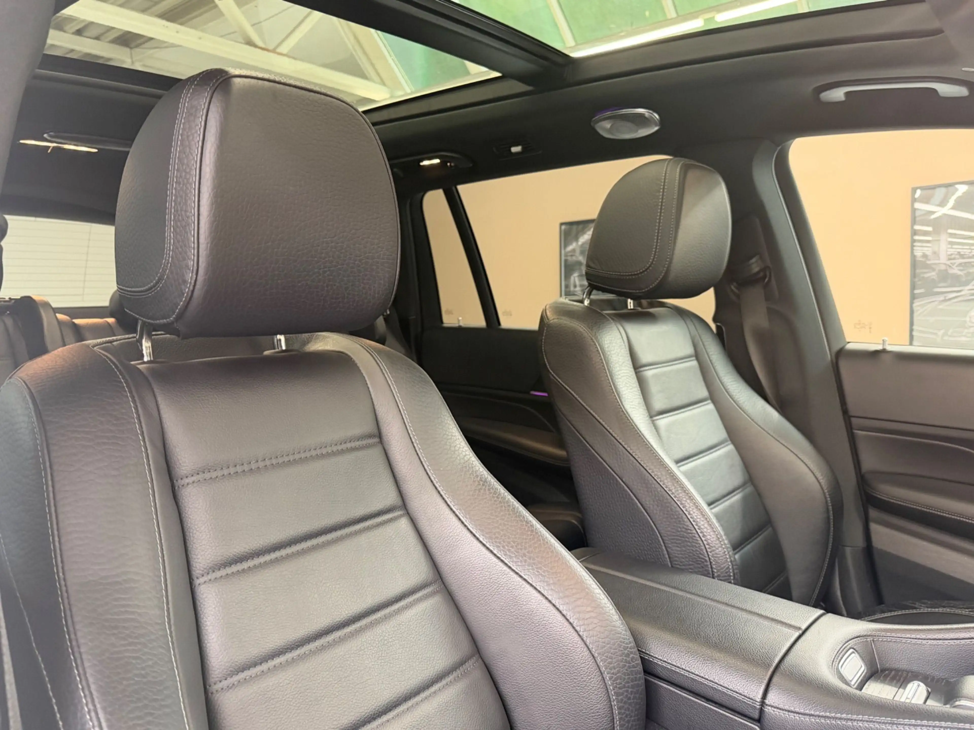 Mercedes-Benz GLS 400 d AMG Line 4Matic/ Burmester High End/23 zoll — photo 15