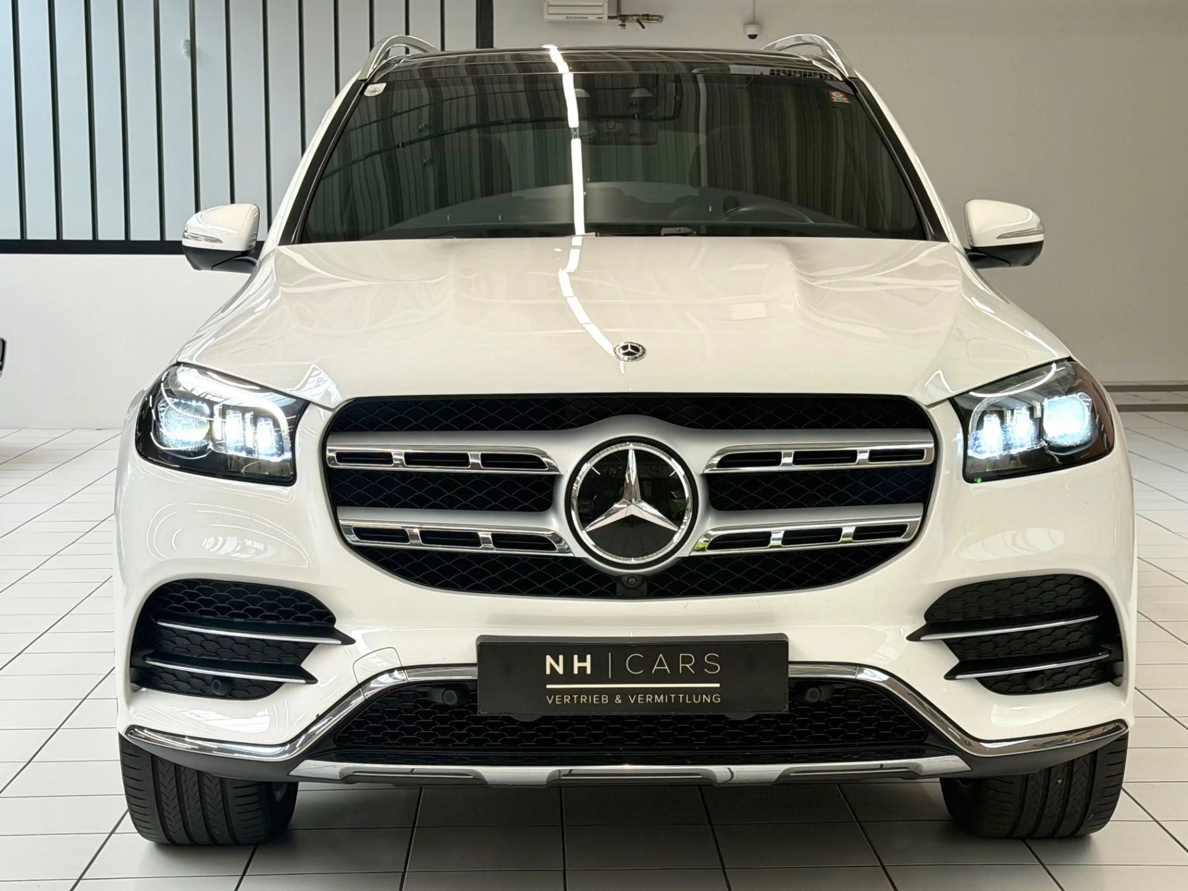 Mercedes-Benz GLS 400 d AMG Line 4Matic/ Burmester High End/23 zoll — photo 2