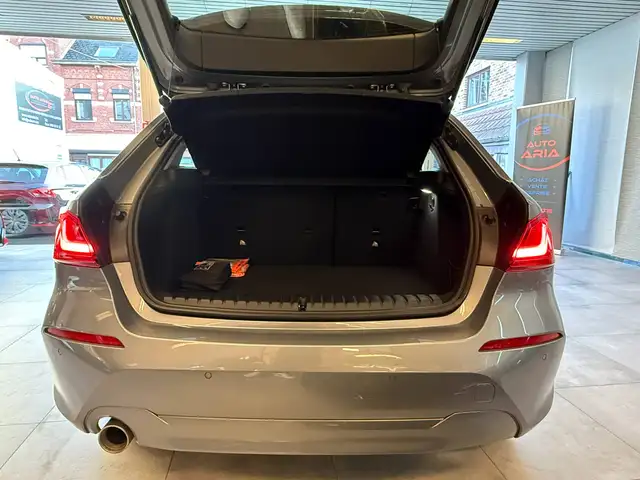 BMW 1 Series view 12