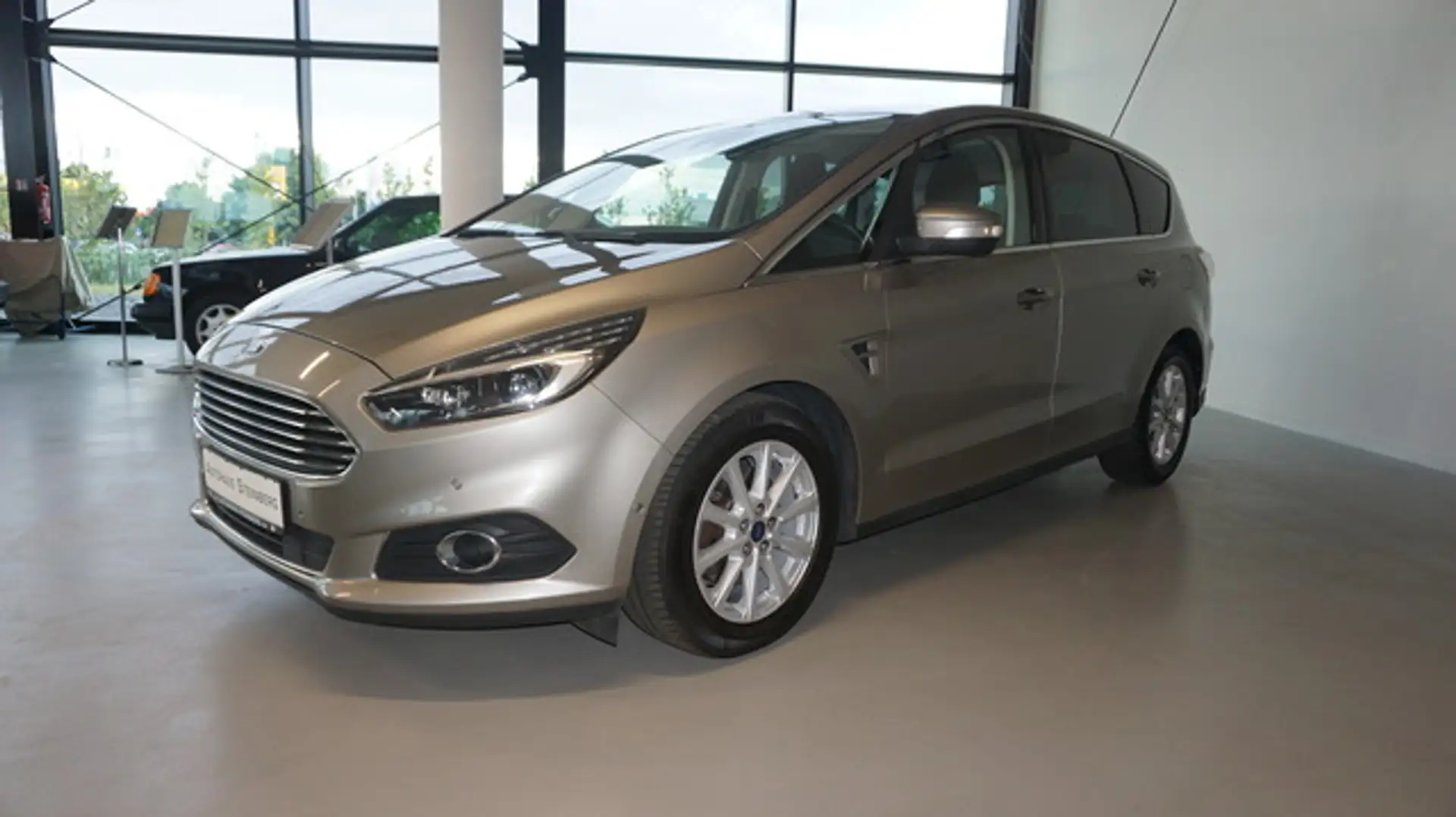 Ford S-Max AUTOMATIK+NAVIGATION+PANO+7 SITZE+XENON Gris - 1
