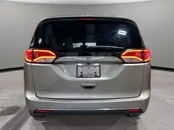 Chrysler Pacifica photo Chrysler Pacifica