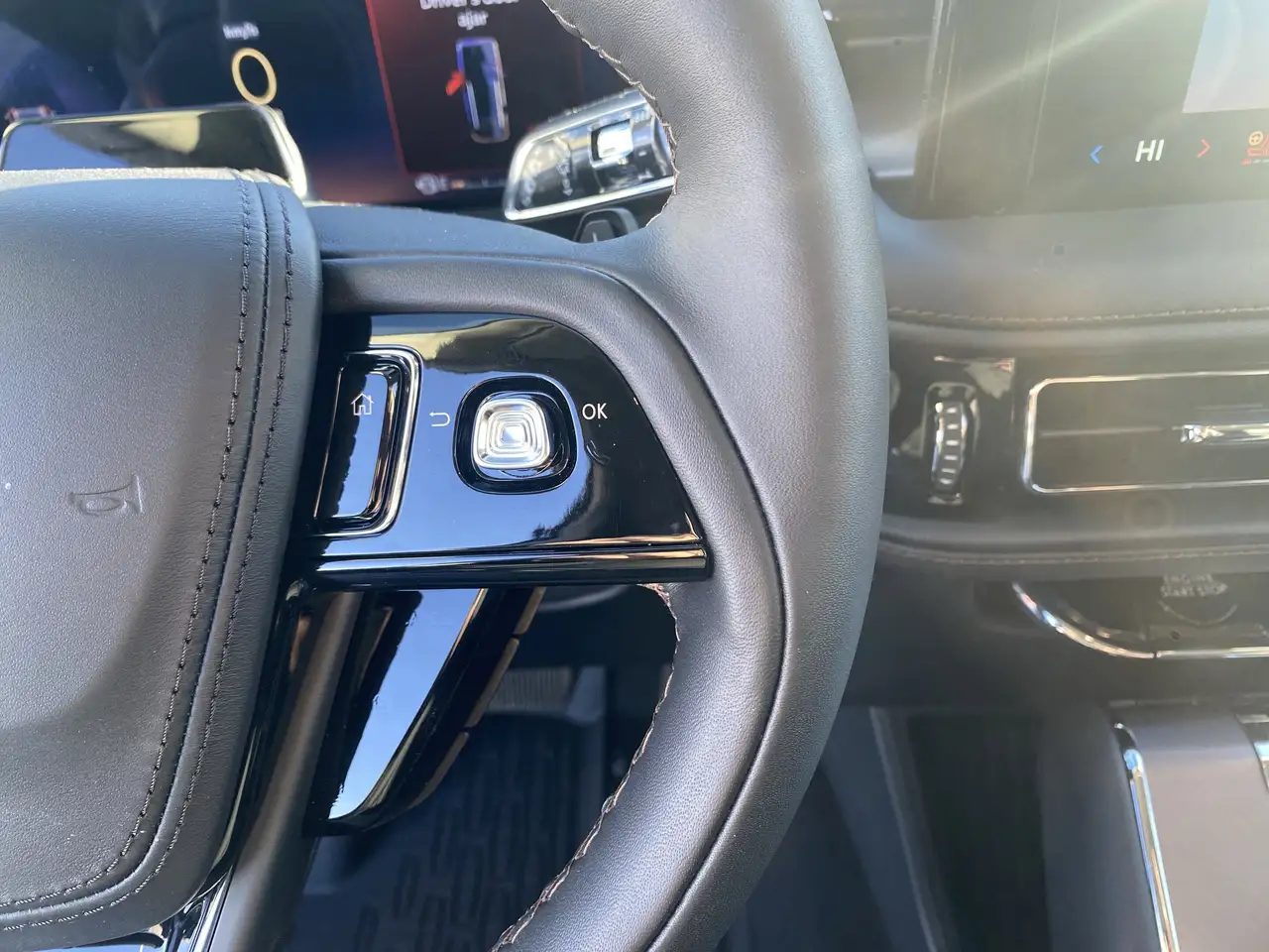 Lincoln Aviator снимка Lincoln Aviator