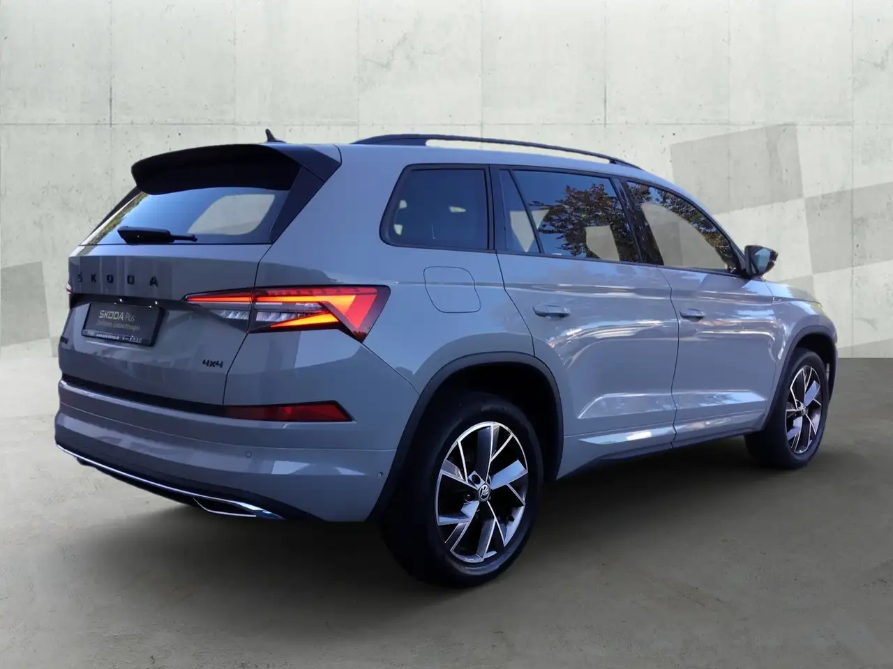 Skoda Kodiaq 2.0 TDI DSG 4x4 SPORTLINE +AHK +PANO +MATRIX +ACC, миниатюра 5