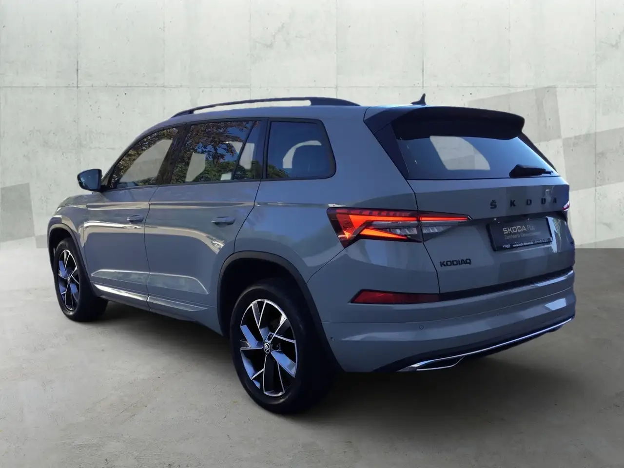 Skoda Kodiaq 2.0 TDI DSG 4x4 SPORTLINE +AHK +PANO +MATRIX +ACC, миниатюра 6