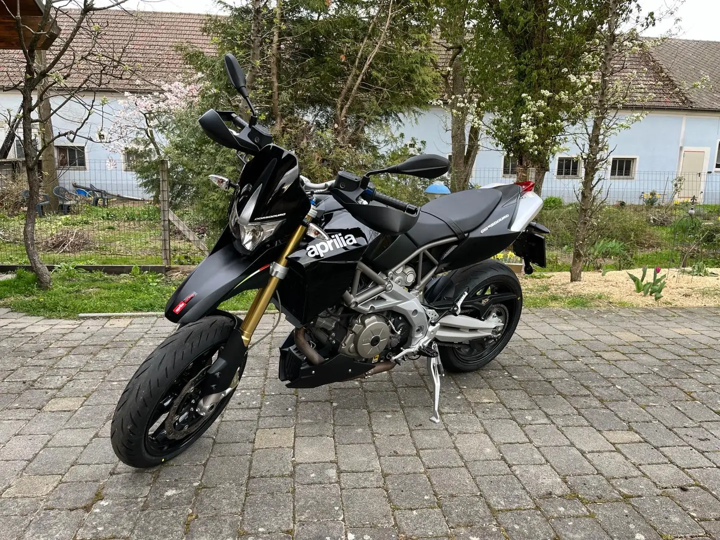 Aprilia Dorsoduro 750 ABS Noir - 1