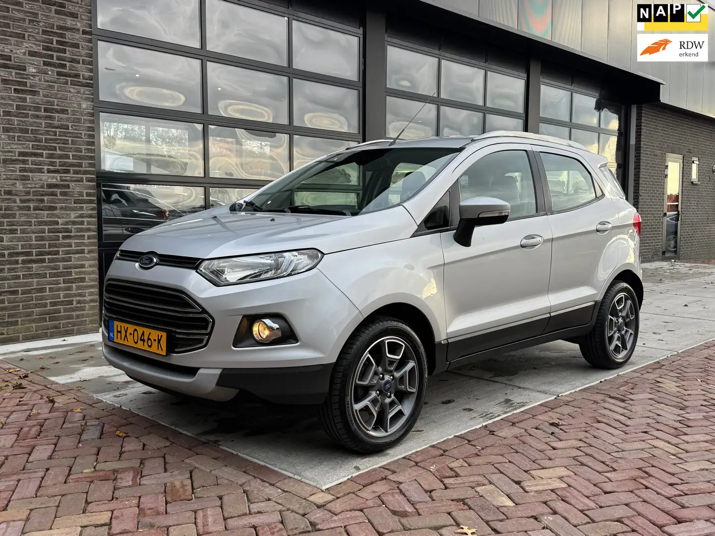 Ford EcoSport 1.0 EcoBoost Titanium | 1/2 Leer | Clima | Cruise Gris - 1
