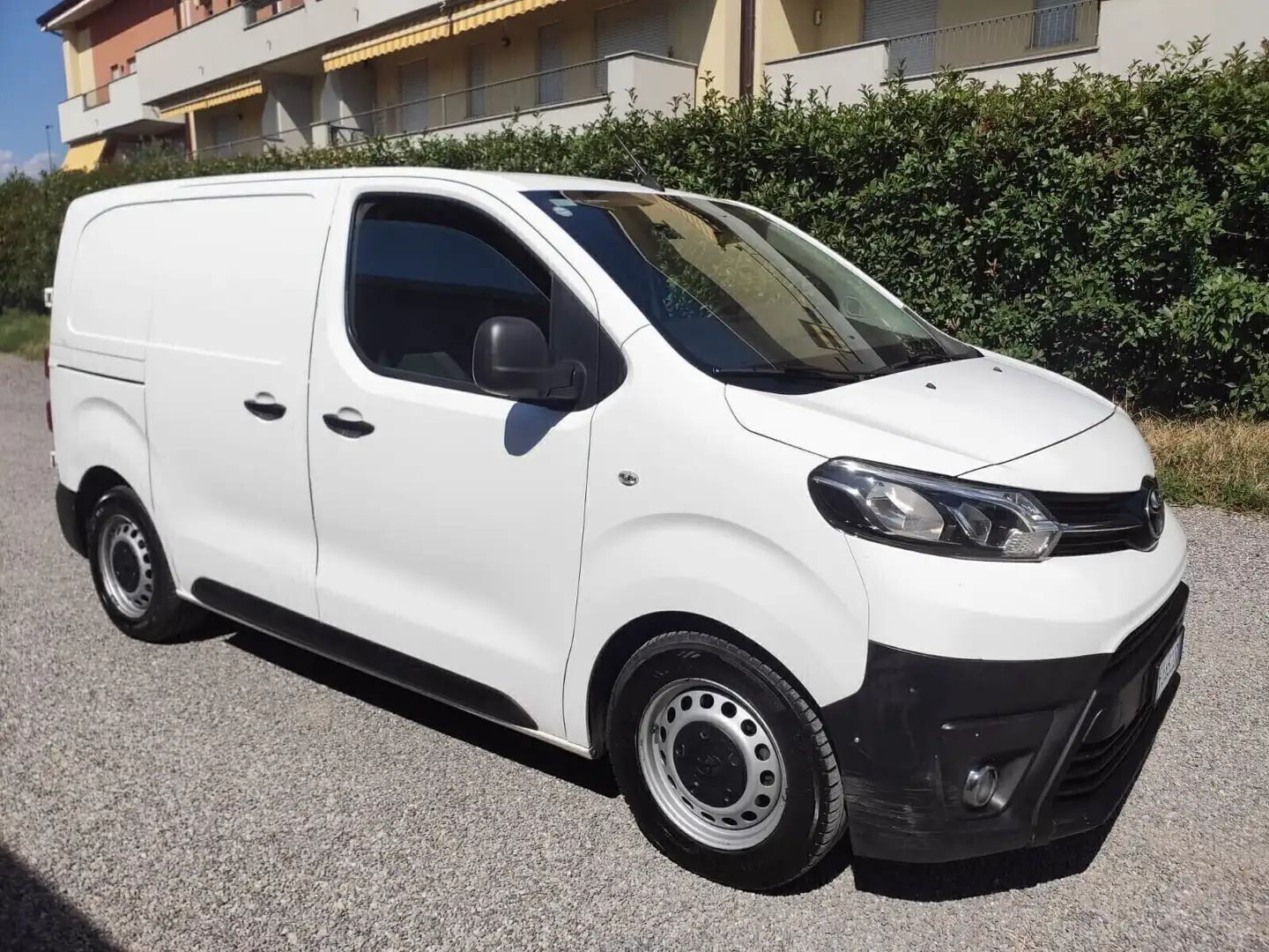Toyota Proace Proace 1.6D S PC-TN Furgone Euro 6 Blanc - 1