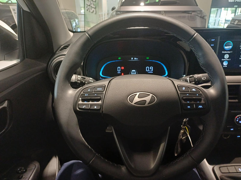 Hyundai i10 1.0 Twist — photo 11