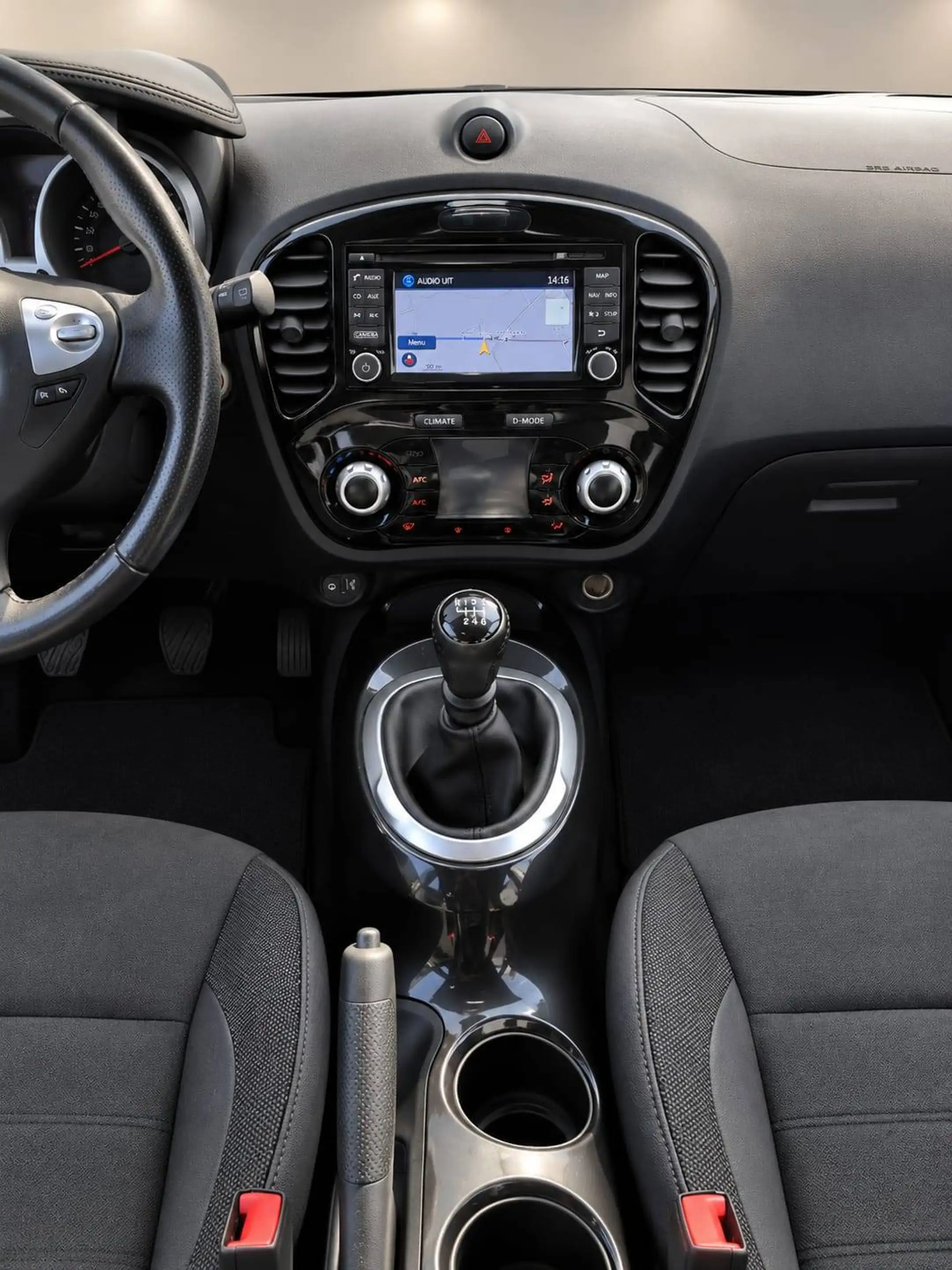 Nissan Juke Juke 1.2 DIG-T 2WD N-Connecta — photo 15