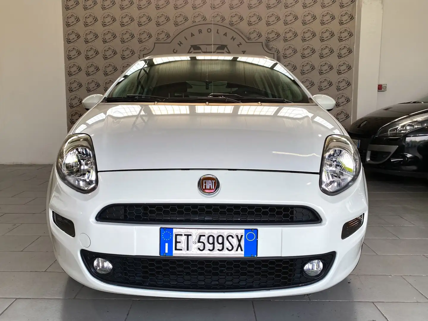 Fiat Punto Punto 1.4 8V 5 porte Natural Power Street Blanc - 2
