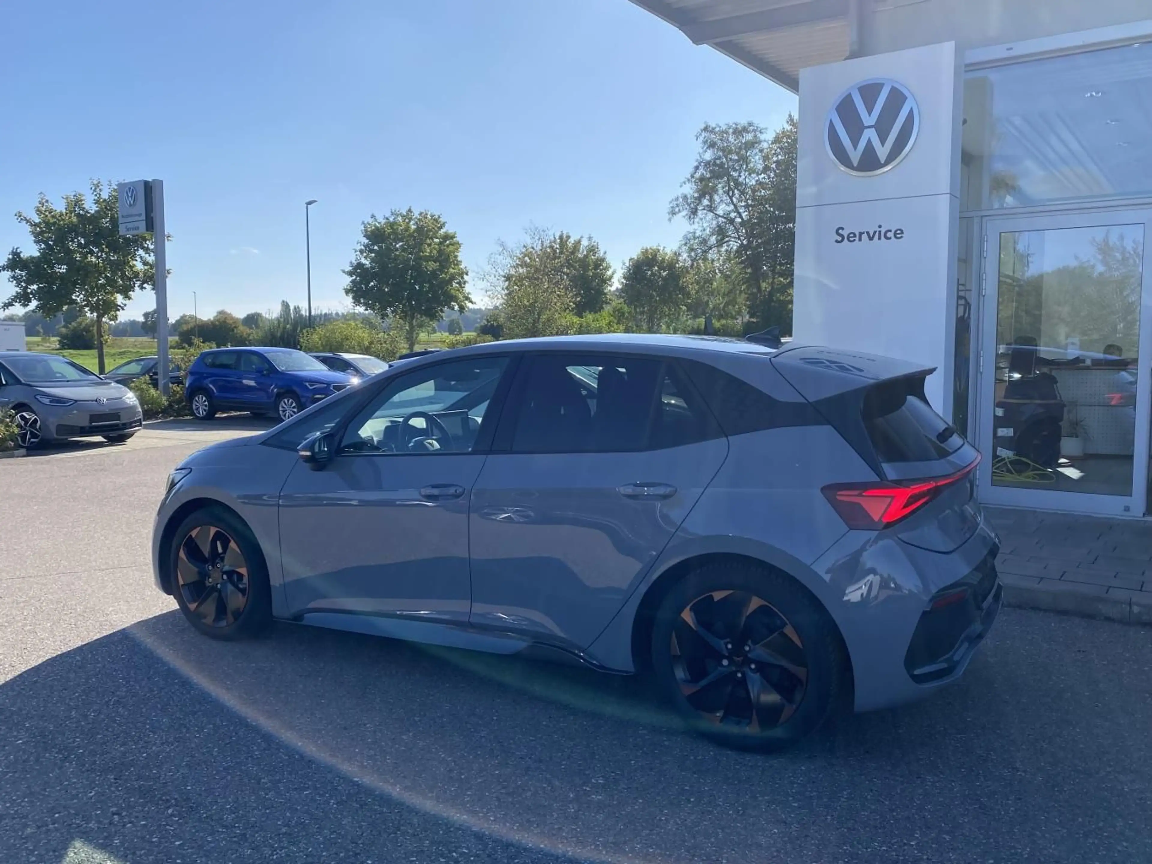 CUPRA Born e-Boost 170 kW nur 6.377 km SUPERSPORTLENKR — photo 4