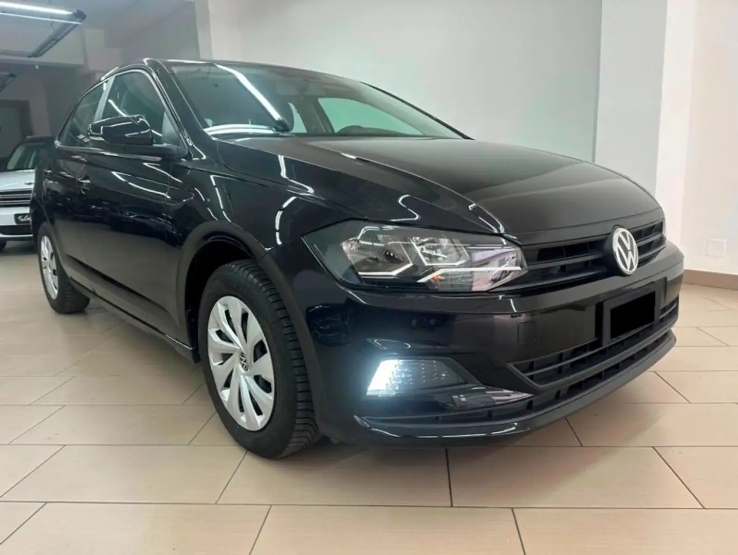 Volkswagen Polo Polo 5p 1.6 tdi Trendline 80cv Noir - 1