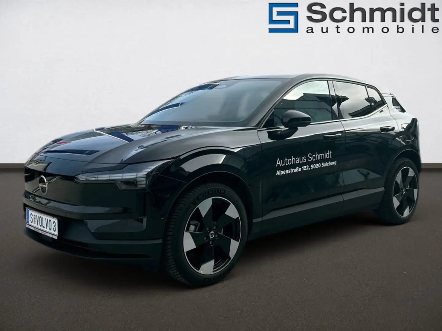Volvo EX30 Plus, Single Motor Extended Range, Vollelektrisch Schwarz - 2