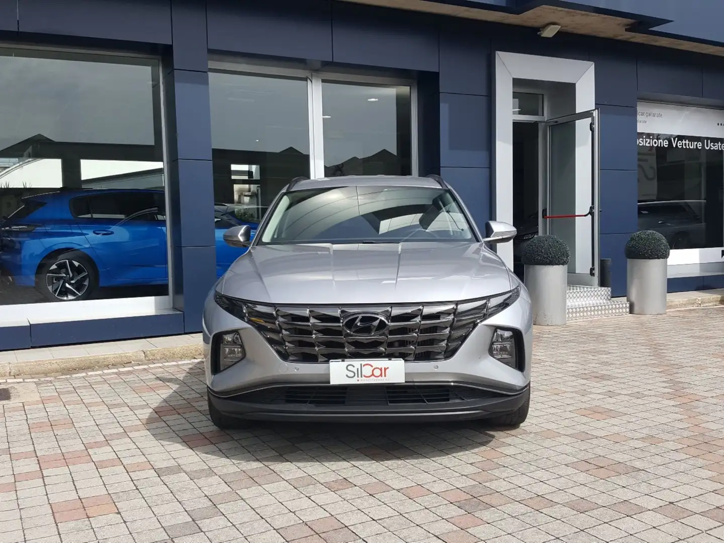 Hyundai TUCSON 1.6 T-GDI 48V DCT Xline IVA ESPOSTA Gris - 2