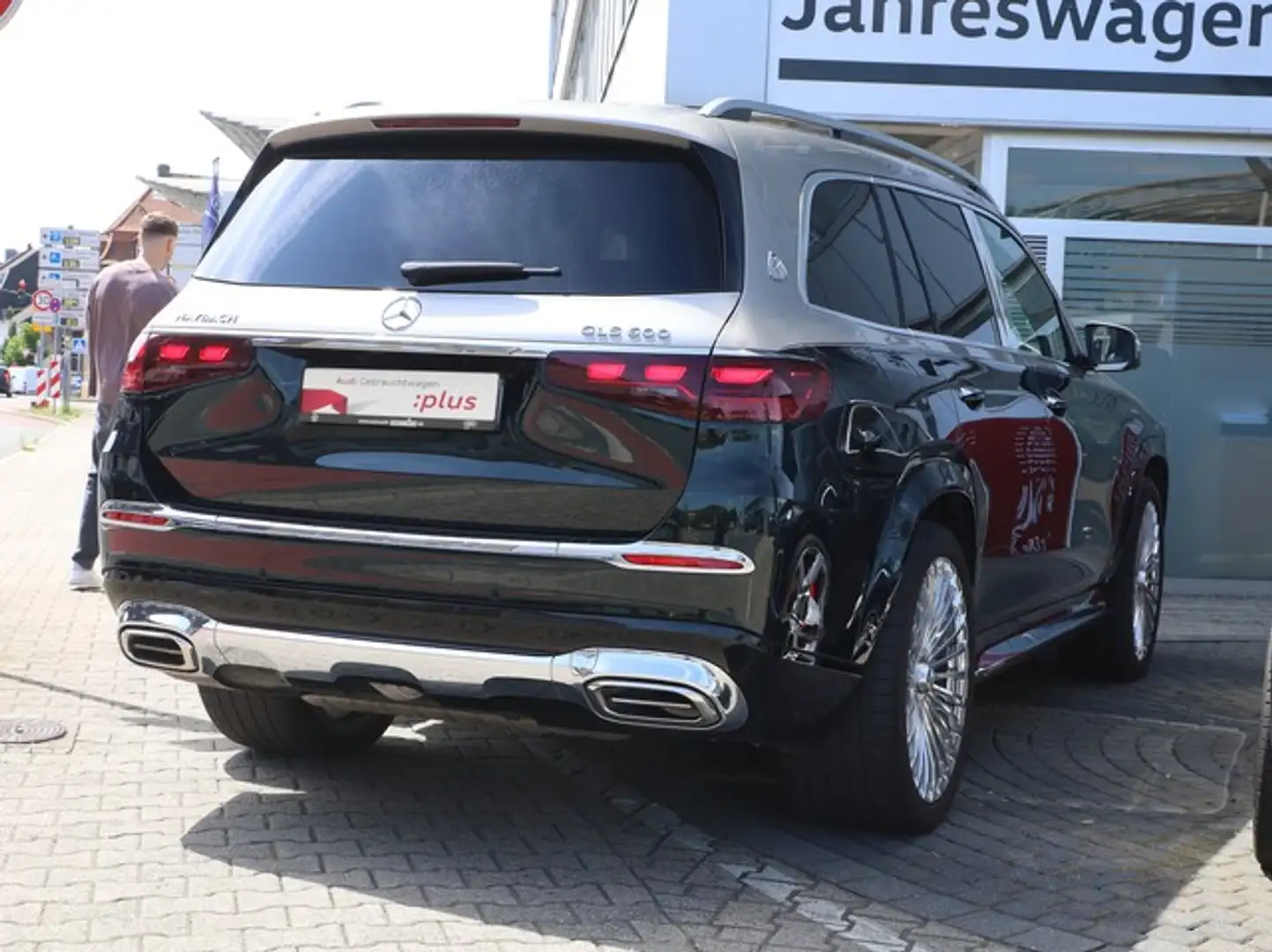 Mercedes-Benz GLS 600 4Matic Maybach First Class LM23 Zweifarbenlacki... Grün - 2