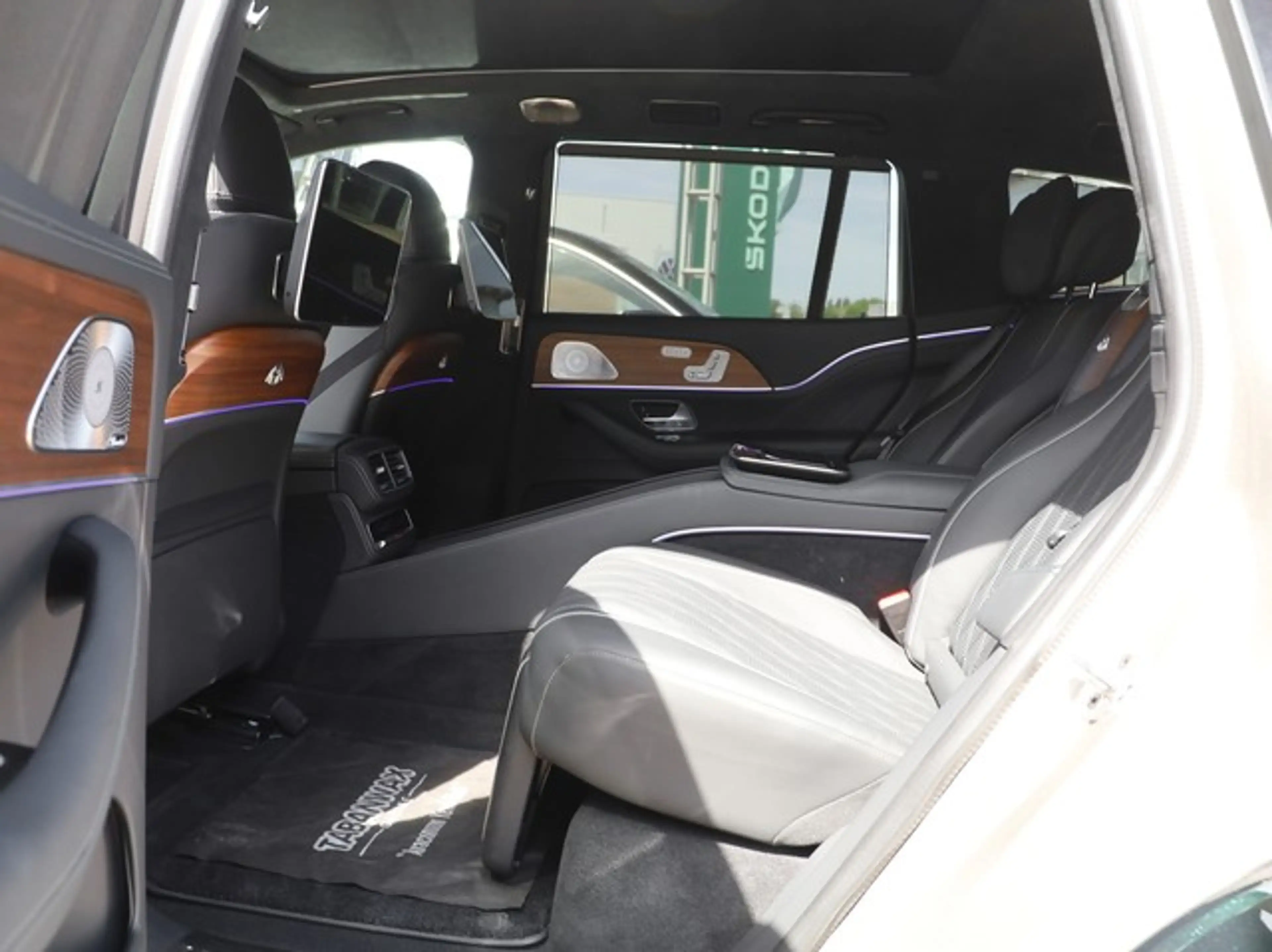 Mercedes-Benz GLS 600 4Matic Maybach First Class LM23 Zweifarbenlacki... — photo 4