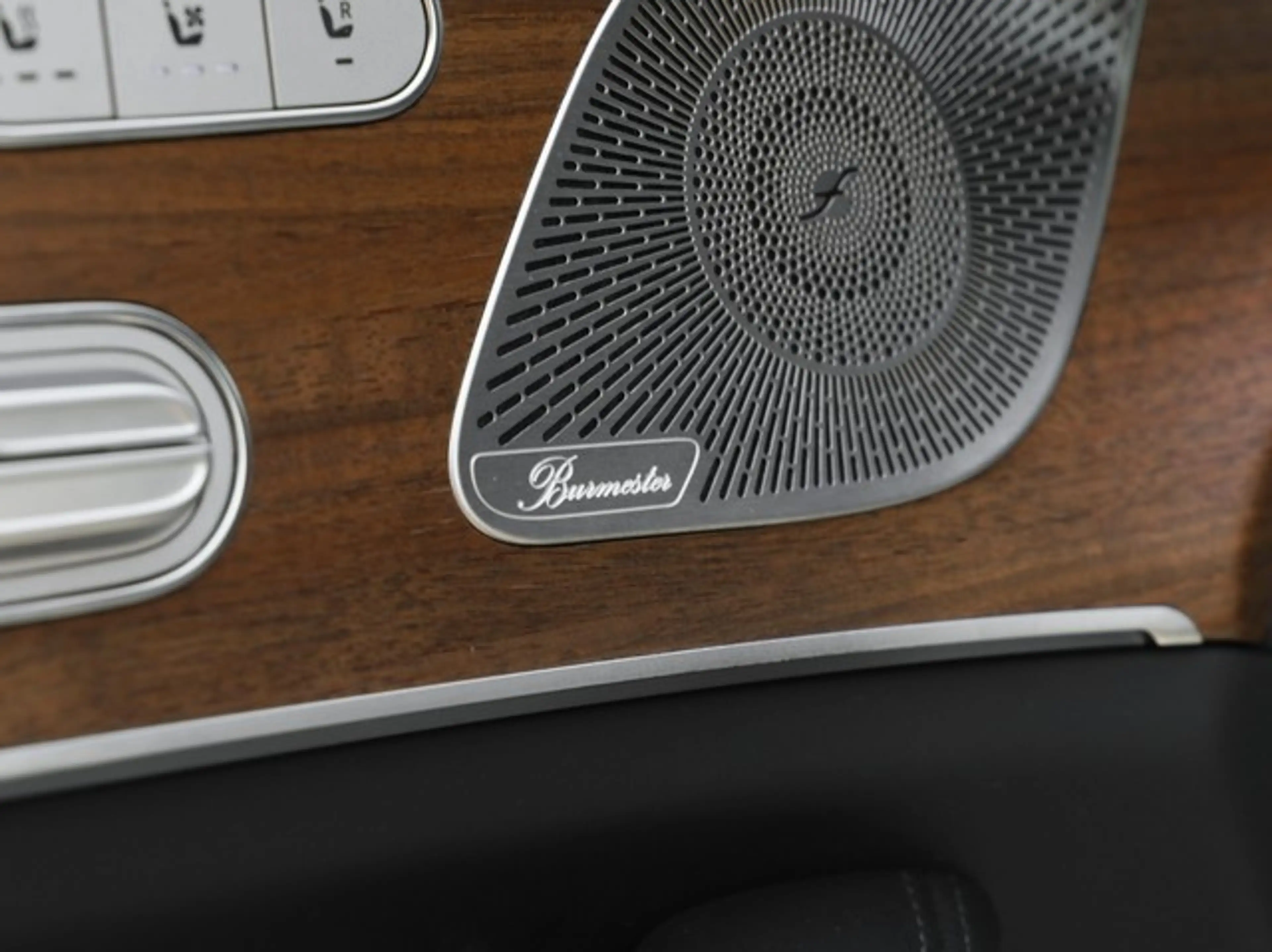 Mercedes-Benz GLS 600 4Matic Maybach First Class LM23 Zweifarbenlacki... — photo 12