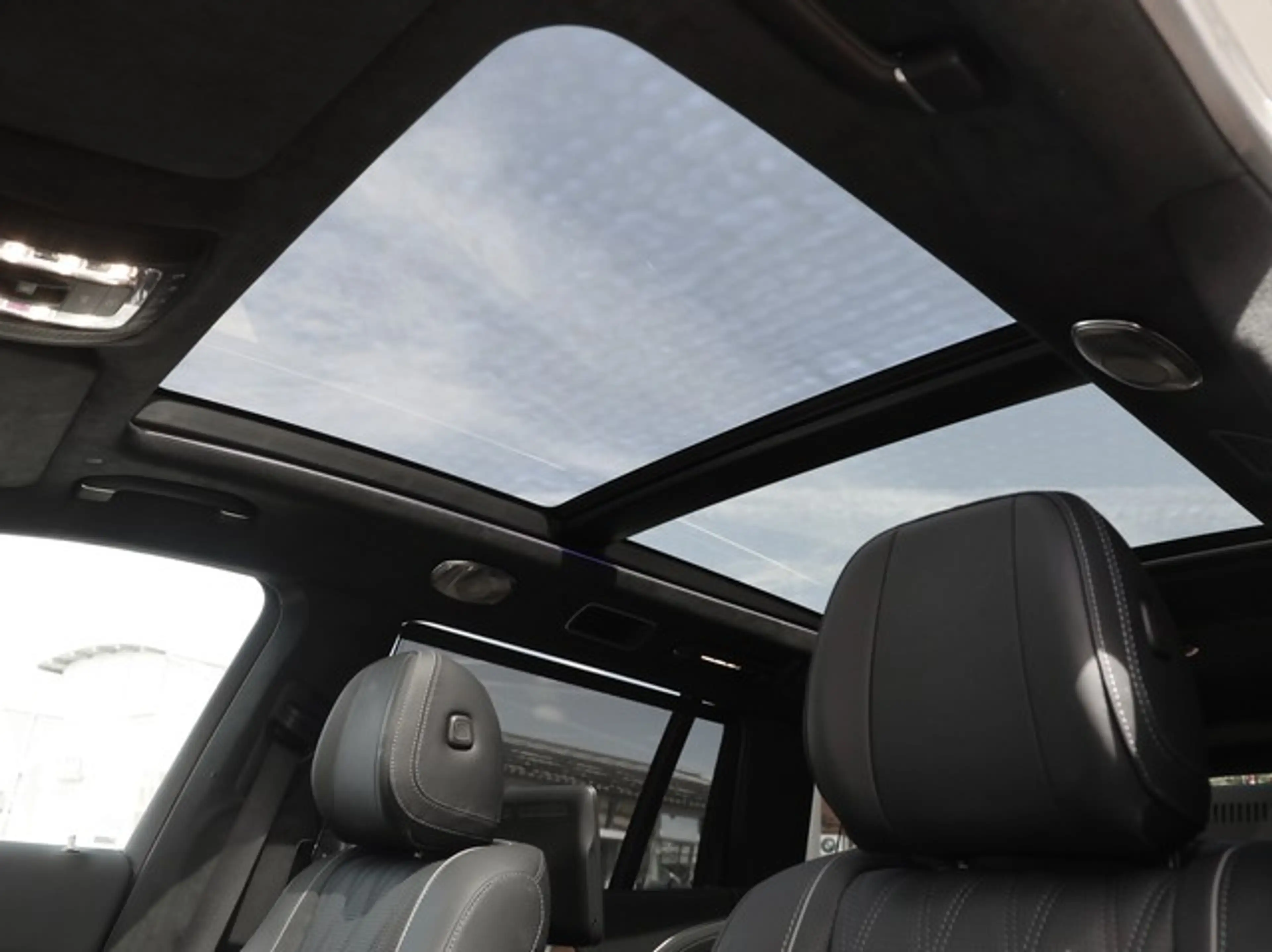 Mercedes-Benz GLS 600 4Matic Maybach First Class LM23 Zweifarbenlacki... — photo 15