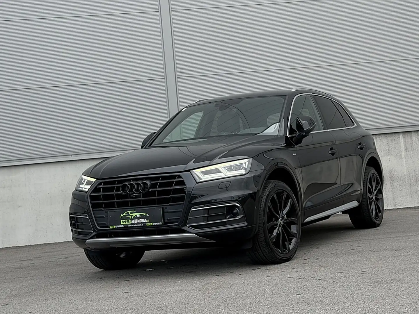 Audi Q5 2,0 TDI quattro sport S-tronic S-line Schwarz - 1