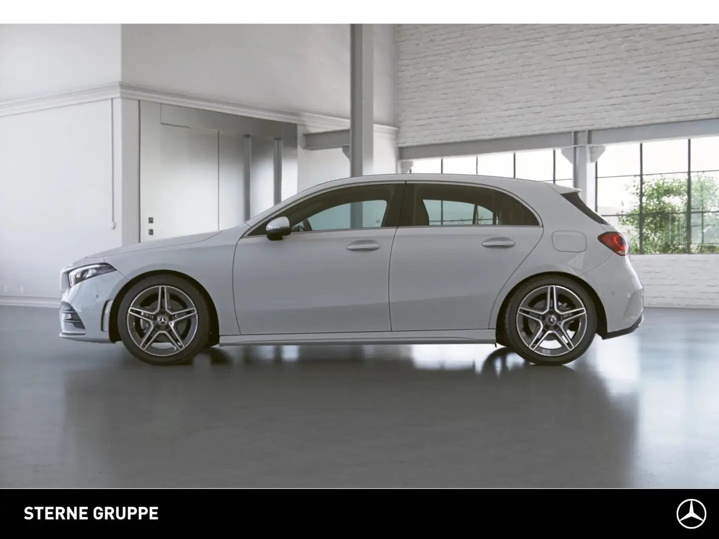 Mercedes-Benz A 200 A 200 4M AMG Distronic Kam LED 18" SHZ Totw Autom. Blanc - 2