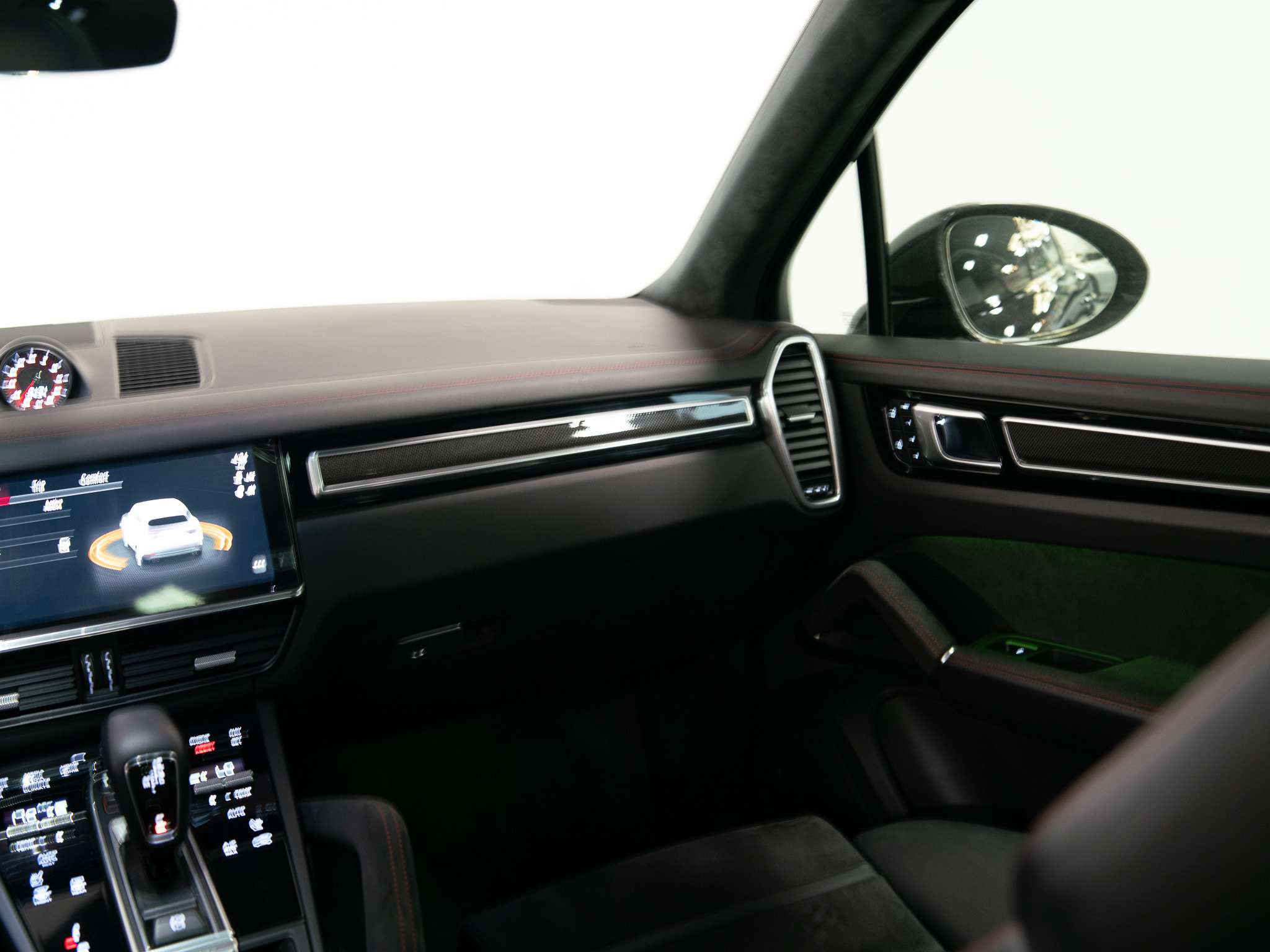 used 2022 Porsche Cayenne car, priced at $77,900